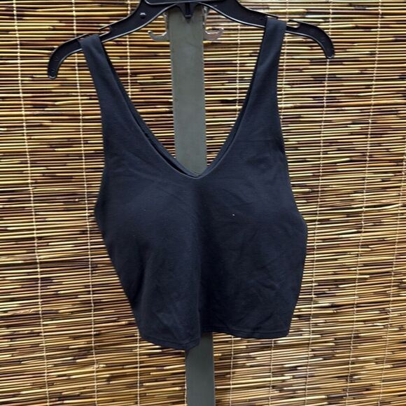 Women's Light Support V-Neck Cropped Sports Bra - All in Motion™ Black M - Picture 2 of 3
